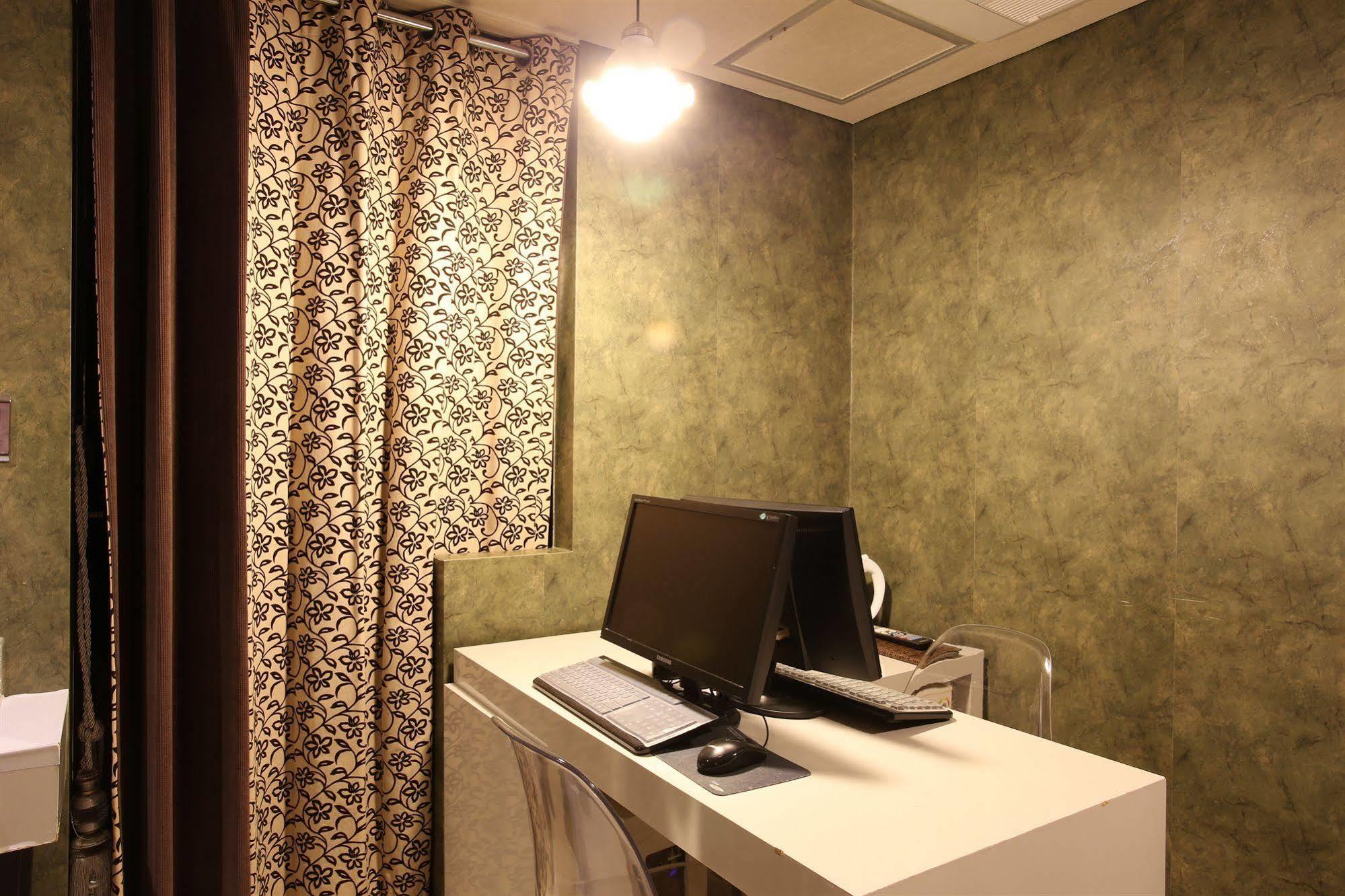 Motel Baron De Paris à Séoul Extérieur photo