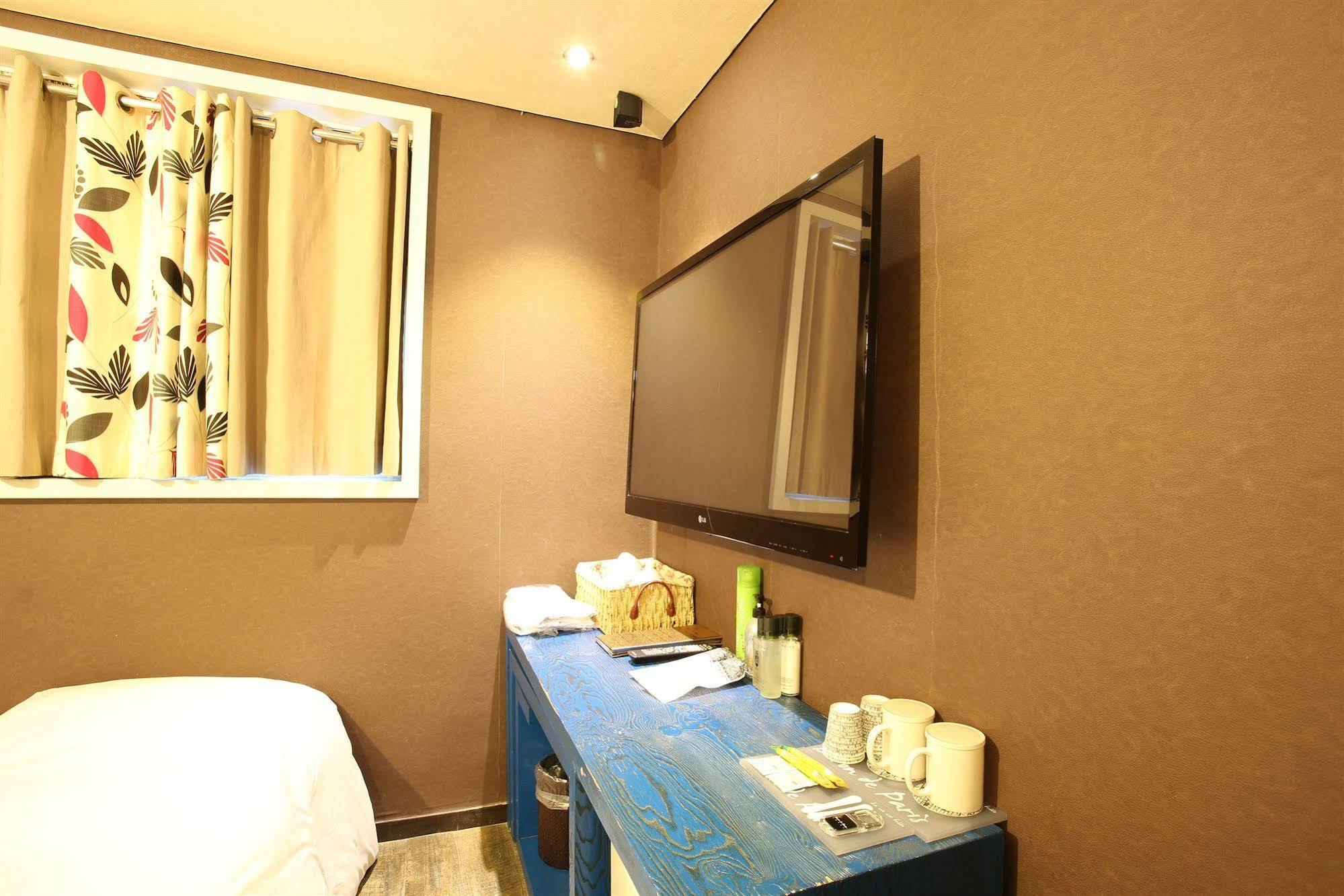 Motel Baron De Paris à Séoul Extérieur photo