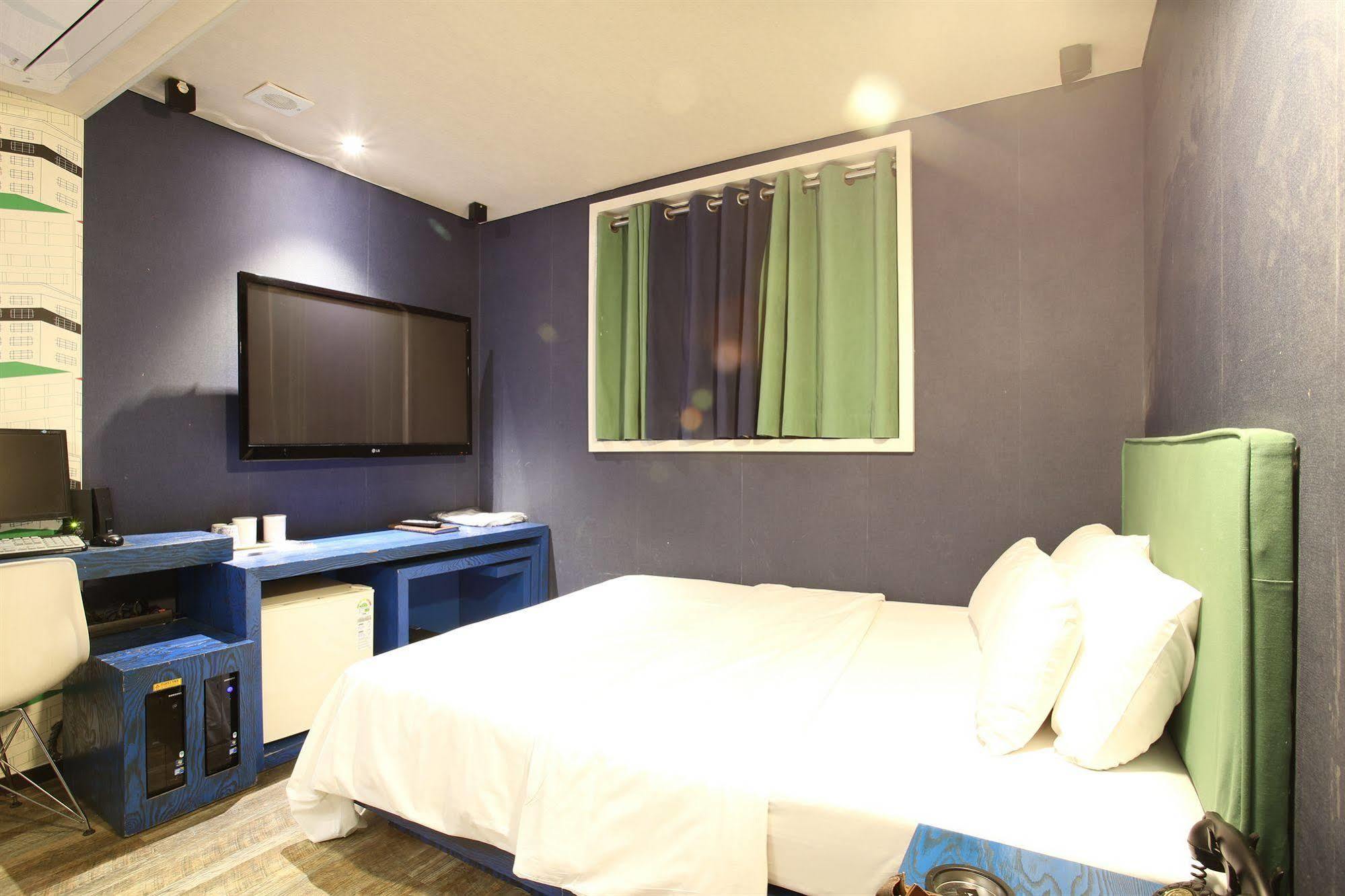Motel Baron De Paris à Séoul Extérieur photo